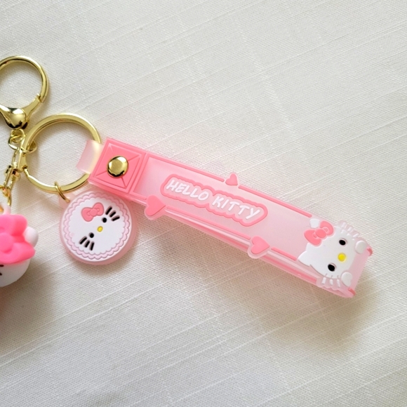 Sanrio Super Cute Hello Kitty Keychain or Bag Charm 💕 - Picture 5 of 9
